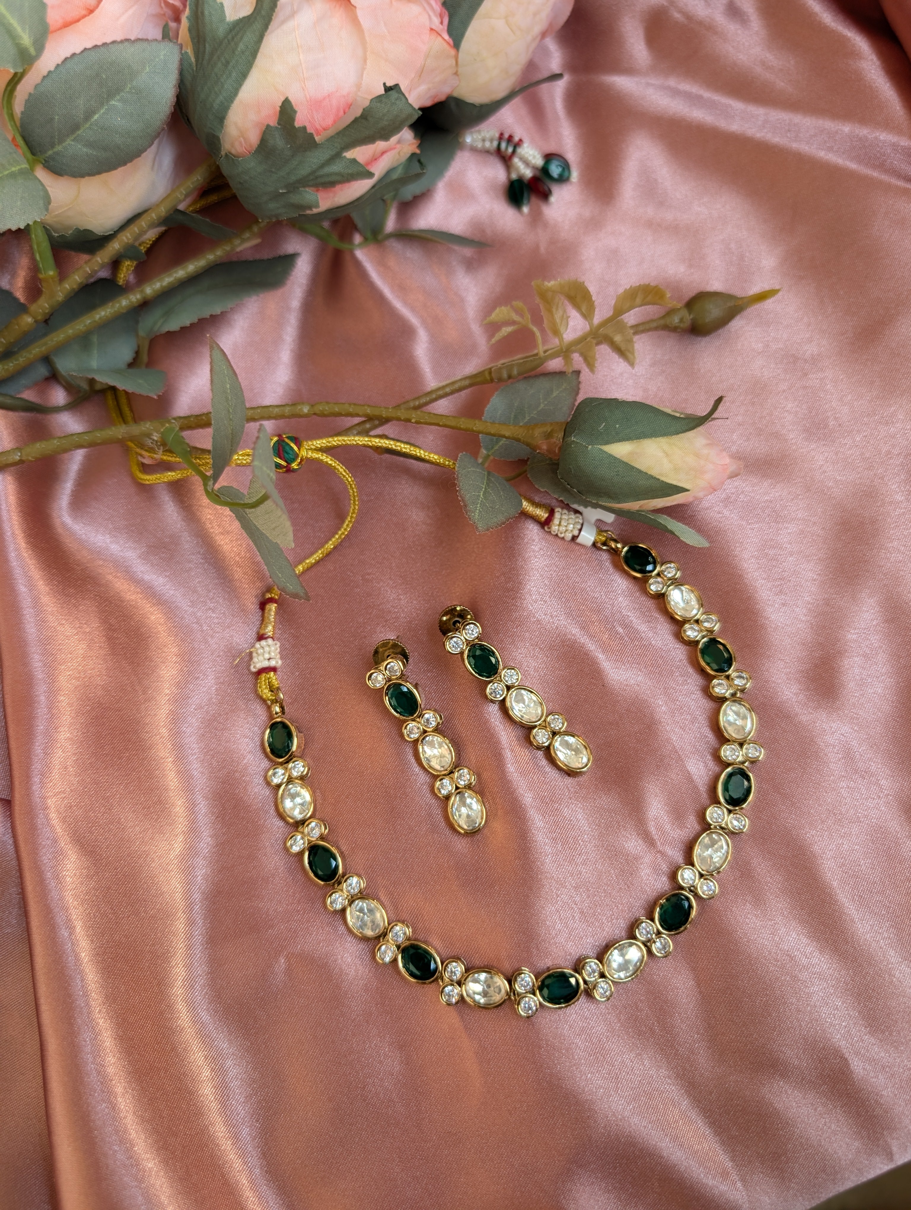 Green Stone Kundan Polki Necklace Set